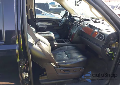 2012 Chevrolet Tahoe Lt z USA, uszkodzony, nr VIN 1GNSCBE06CR160668